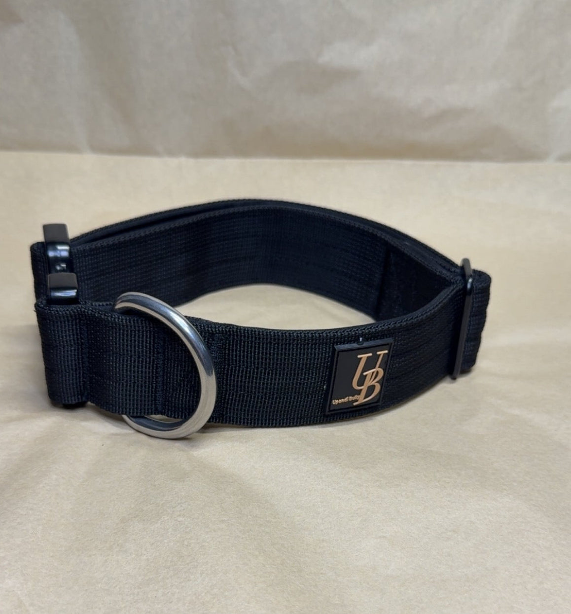 Command classic halsbånd -  Sort