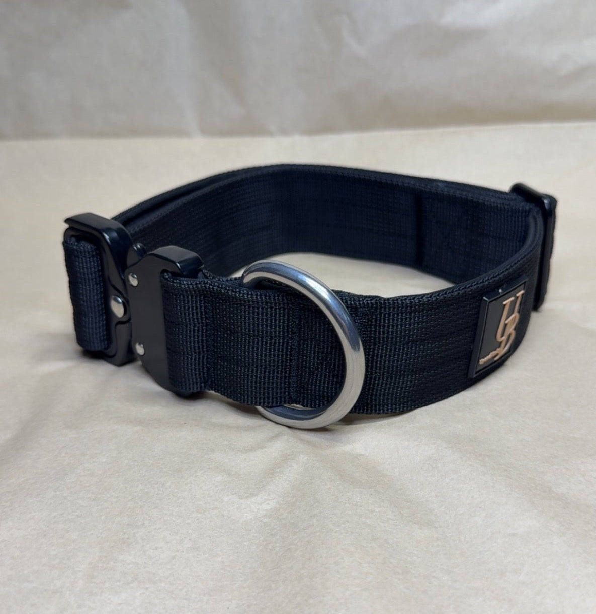 Command classic halsbånd -  Sort